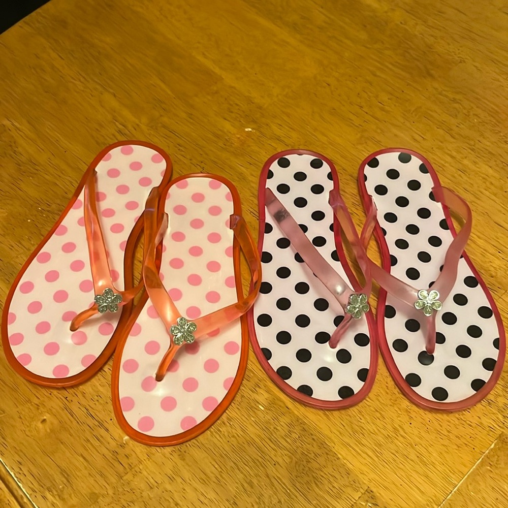 Girls Flip Flops size 1-2 Pink Black White Polka Dot Gem Flower Accent 2 Pair